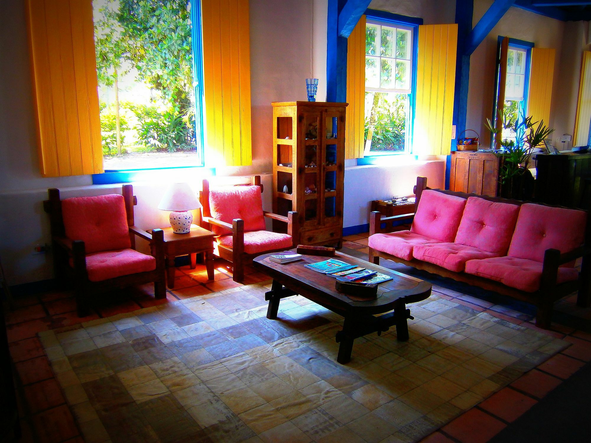 Velinn Pousada Bromelias Ilhabela Buitenkant foto